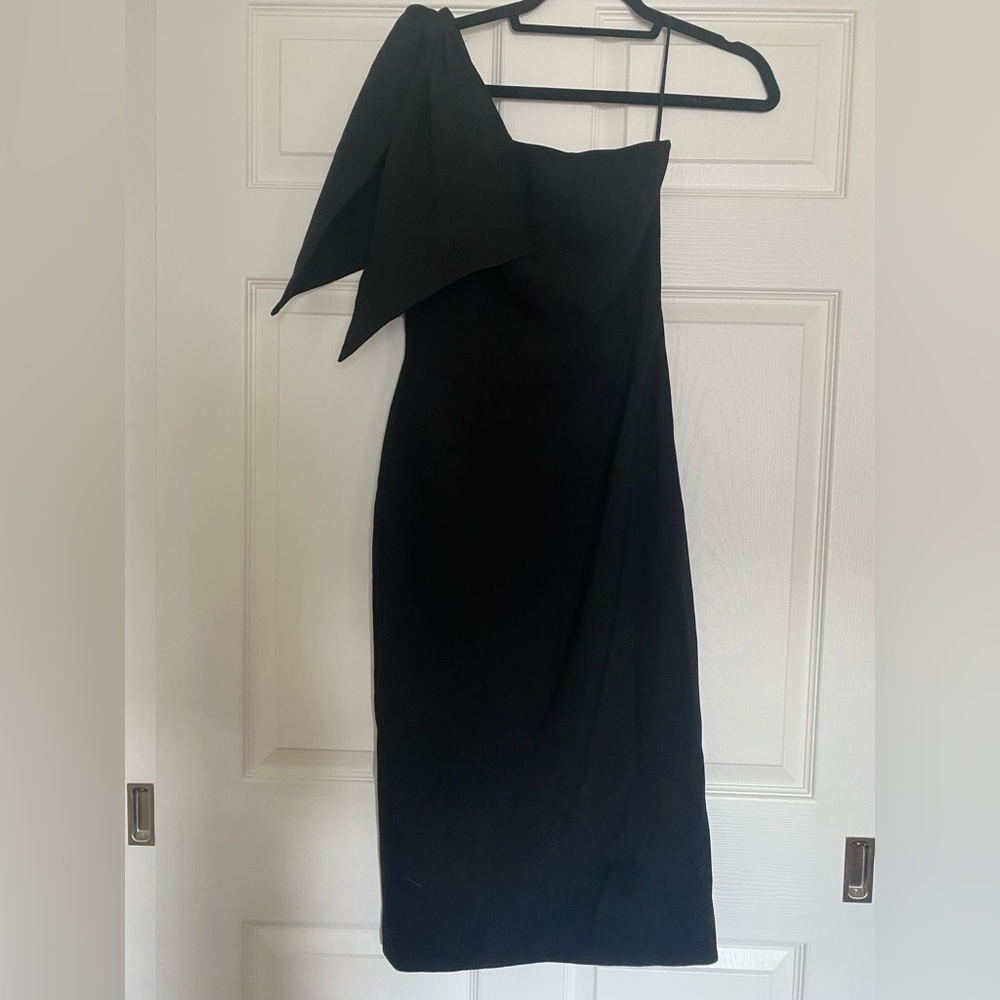 Dress the Population black midi dress
